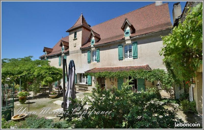 Le Logis de Lou avec petits déjeuners compris Blars Exterior foto