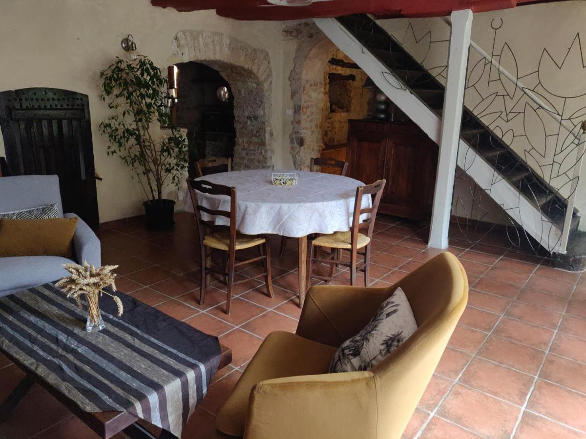 Le Logis de Lou avec petits déjeuners compris Blars Exterior foto